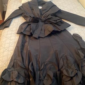 Two piece cocktail black Teri Jon sz 6